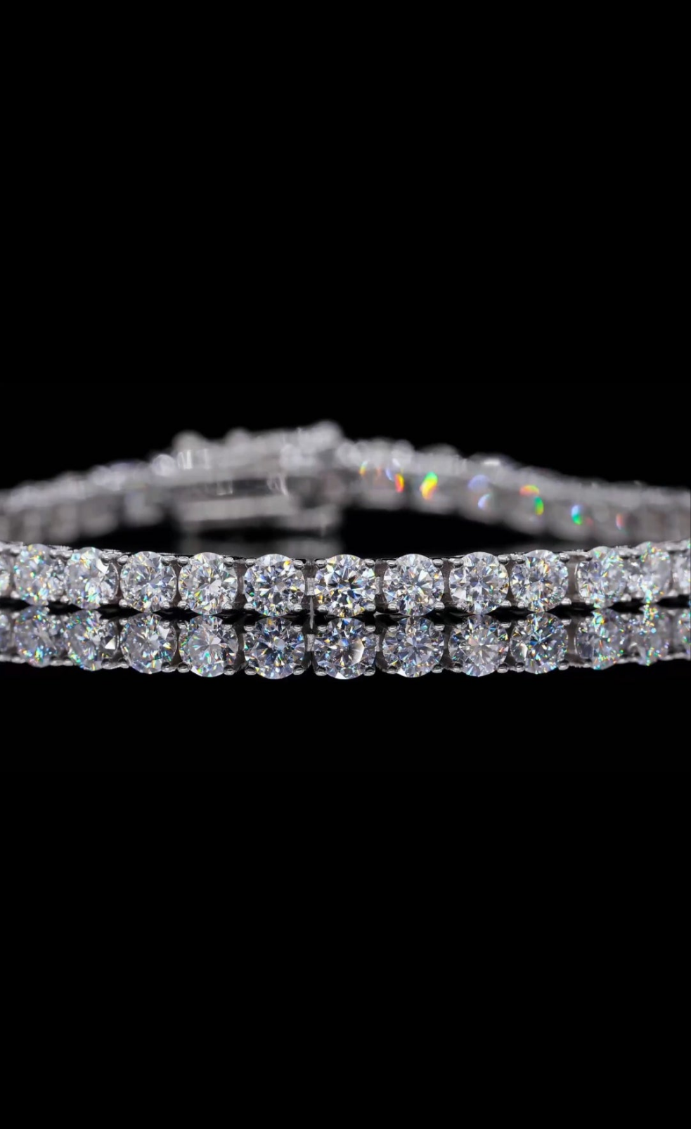 2mm Moissanite Tennis Bracelet - VVS1 - D Colour - 925 Silver w/ 18k White Gold Plating